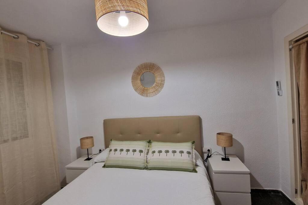 Apartamento Dos Habitaciones, Frente A La Playa, بينيكاسّين المظهر الخارجي الصورة